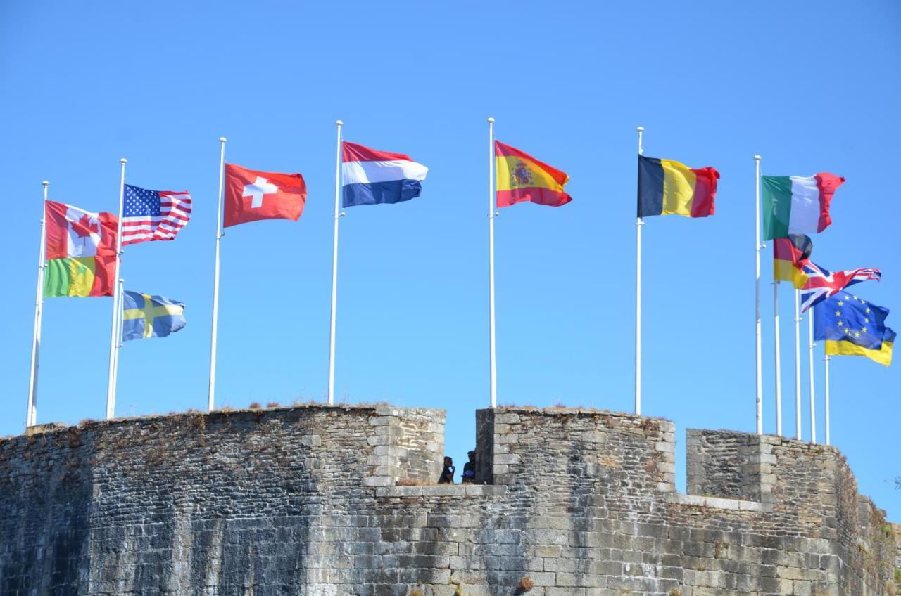 Votre Vue, La Mer, Les Bateaux !!! Wir Sprechen Flieben Deutsch, Touristentipps, We Speak English Concarneau Exterior photo